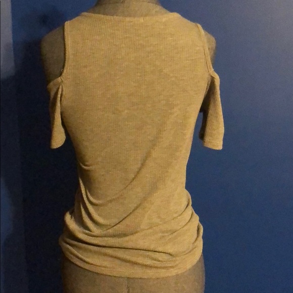 Top - Picture 3 of 3